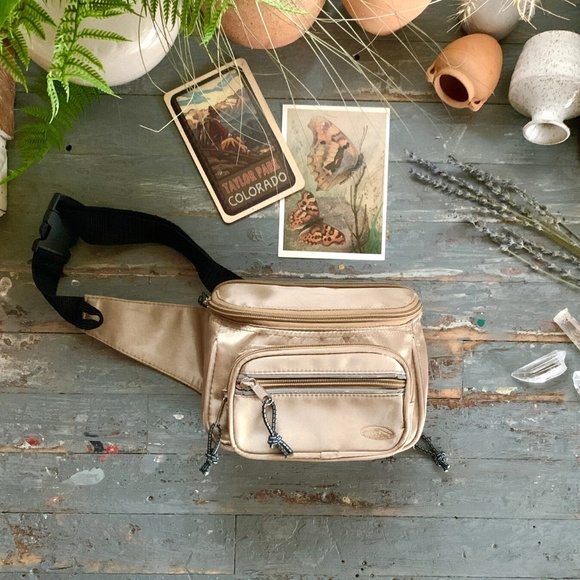 Vintage Bags 8s Ultimate Adjustable Backpacking Travel Fanny Pack